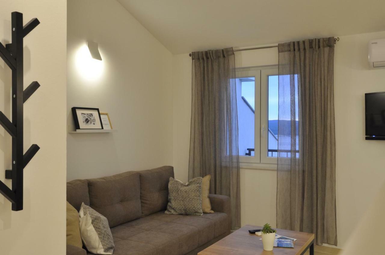 Apartments Via Sole Dramalj Eksteriør billede